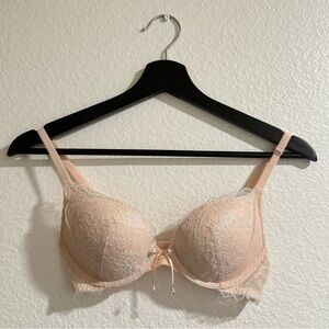 Victoria’s Secret Dream Angel Metallic Lace Push-up Bra